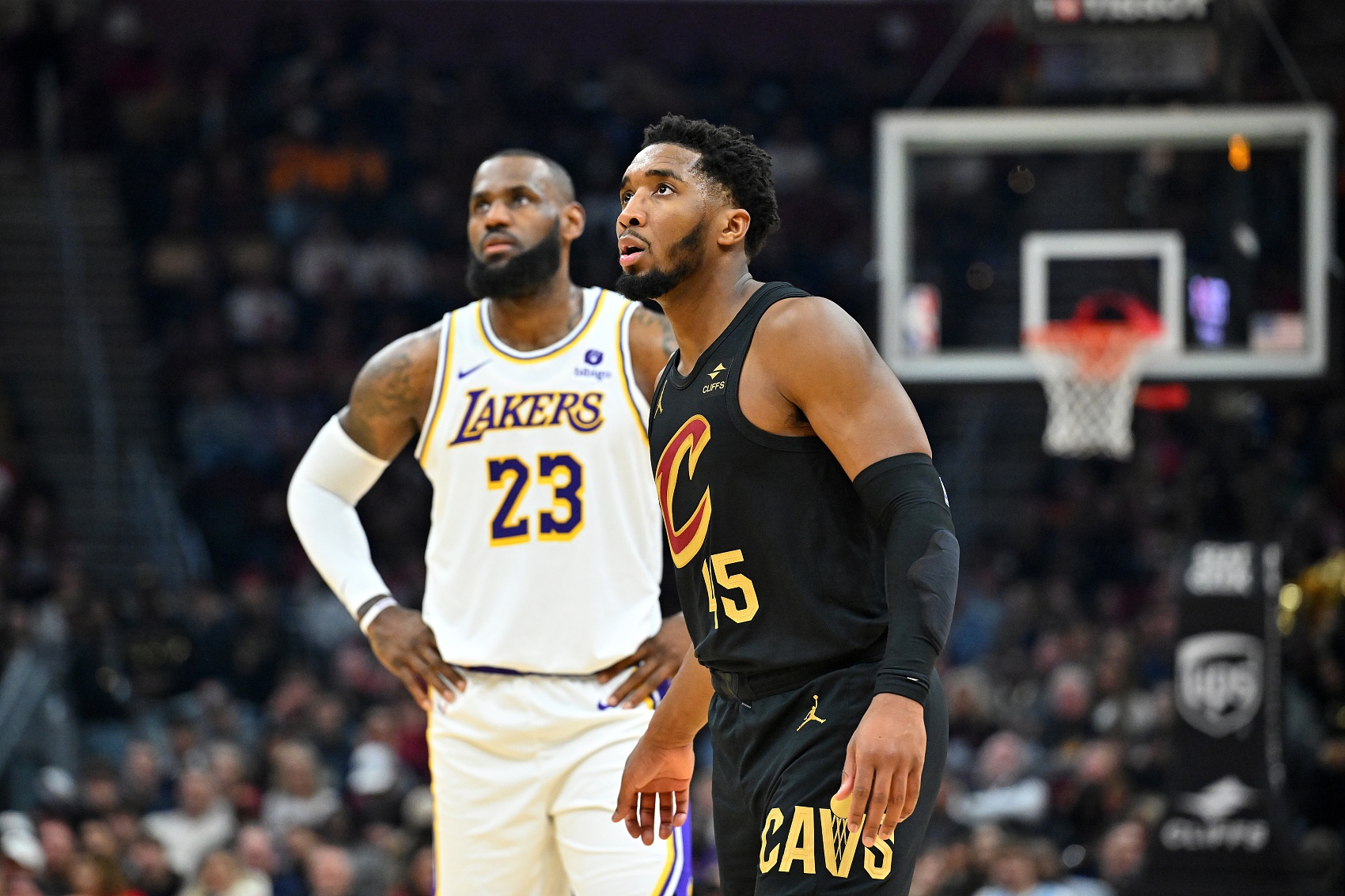 骑士媒体人：米切尔未来三年完全配得上顶薪 即便后期溢价也值得